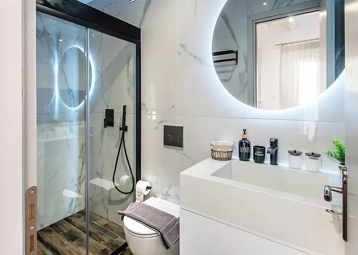 Frina's House 斯基亚索斯镇